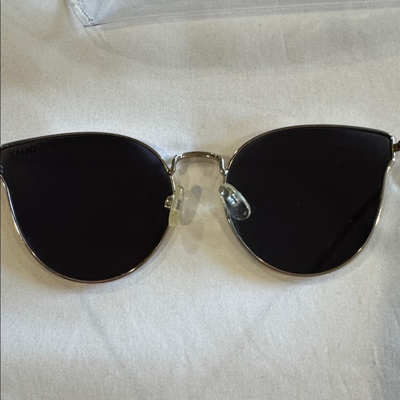 QUAY Australia ALL MY LOVE CatEye Sunglasses - Picture 3 of 5